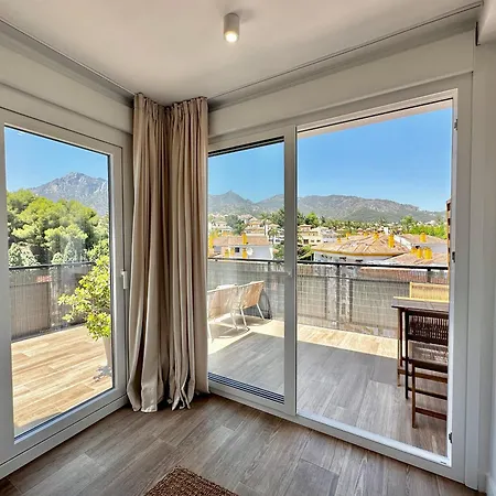 Oasis Center With Mountain Views - Eaw Homes *